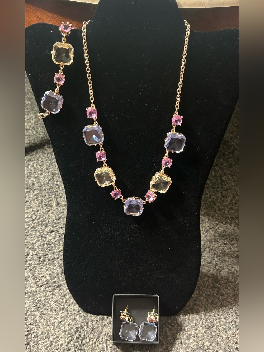 Avon 2020 Statement Stones Set